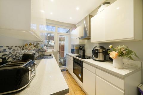 22 Rosecourt Road, Croydon, CR0 3BS