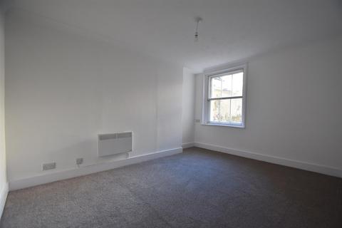 1 bedroom flat to rent, Kenilworth Road, St. Leonards-On-Sea