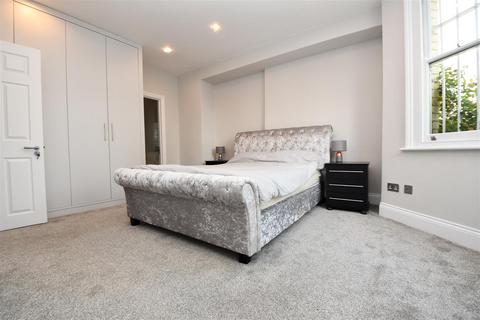 3 bedroom flat to rent, Fellows Road, Belsize Park