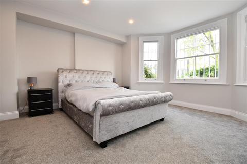 3 bedroom flat to rent, Fellows Road, Belsize Park