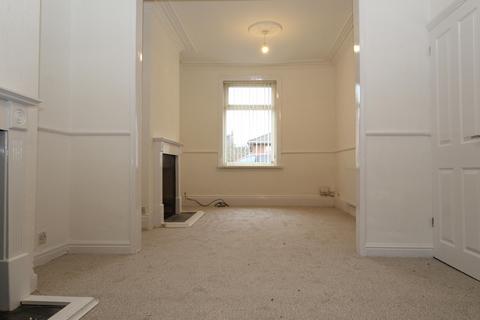 2 bedroom house to rent, Wellsted Street, Hull HU3