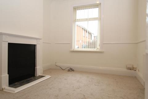 2 bedroom house to rent, Wellsted Street, Hull HU3