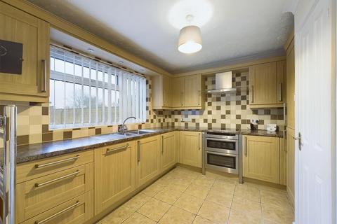 3 bedroom detached bungalow for sale, Ivy Way, Mattishall