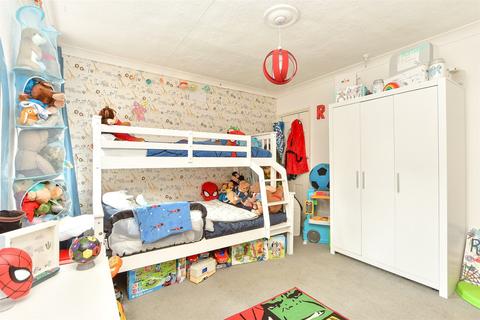 3 Wickham Terrace, Queenborough, ME11 5EP