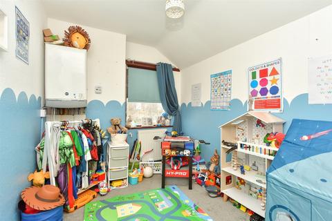 3 Wickham Terrace, Queenborough, ME11 5EP