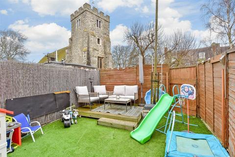 3 Wickham Terrace, Queenborough, ME11 5EP