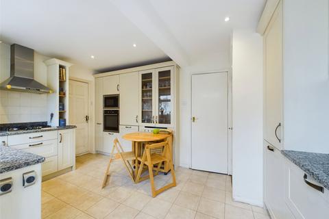 10 Benton Drive, Chinnor, OX39 4DP