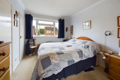 10 Benton Drive, Chinnor, OX39 4DP