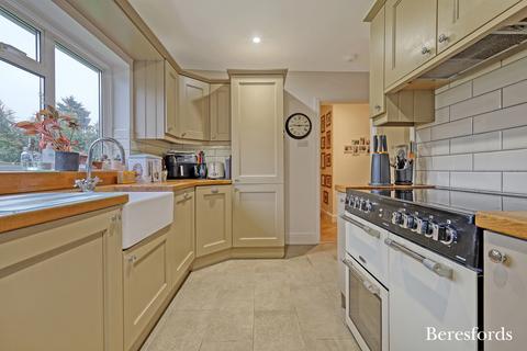 Kenna Quhair Ship Road, West Hanningfield, Chelmsford, CM2 8UZ