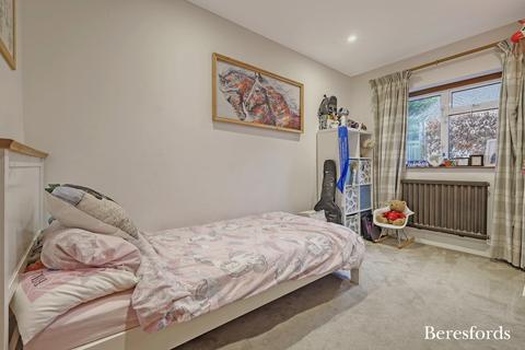 Kenna Quhair Ship Road, West Hanningfield, Chelmsford, CM2 8UZ