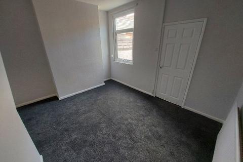 2 bedroom terraced house to rent,  Peaton Street, Middlesbrough TS3