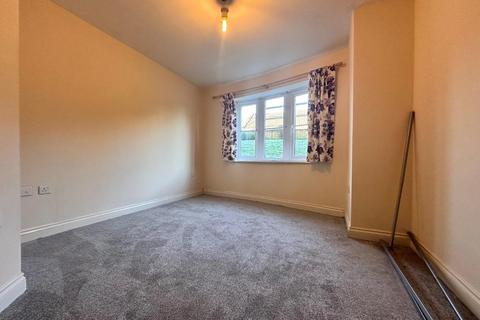 2 bedroom flat to rent, Merchants Court, Leonard Street, Bingley