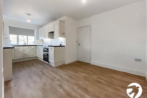 3 bedroom maisonette to rent, East Hill, Dartford, Kent, DA1