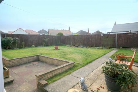 2 bedroom bungalow for sale, Fairfield Drive, Cullercoats, NE30