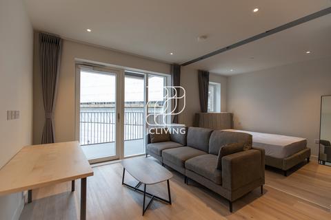 Studio to rent, Azure House  5 Brook Road London, N8