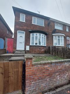 2 bedroom terraced house to rent, Chadburn Road, Norton  TS20