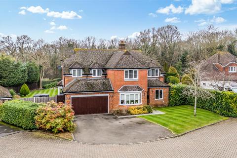 5 bedroom house for sale, Beechfield, Banstead