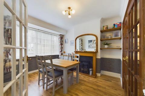 3 bedroom semi-detached house for sale, Broadway Grove, Worcester, Worcestershire, WR2