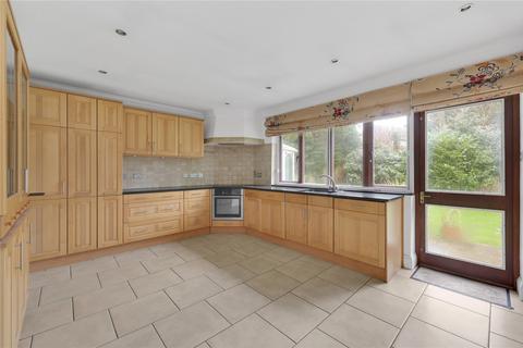 3 bedroom bungalow for sale, Kingswood Park, Finchley, London, N3