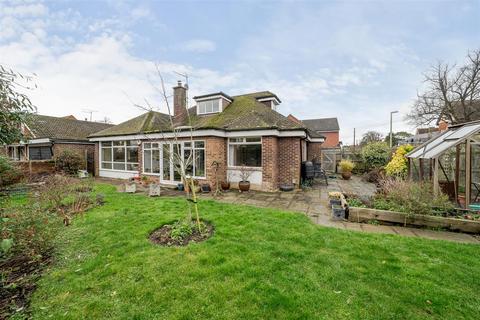 4 bedroom detached bungalow for sale, Shakespeare Road, Bedford