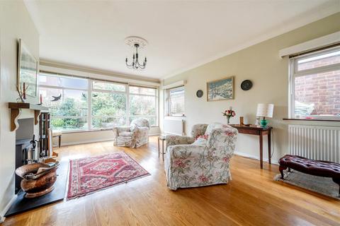 4 bedroom detached bungalow for sale, Shakespeare Road, Bedford