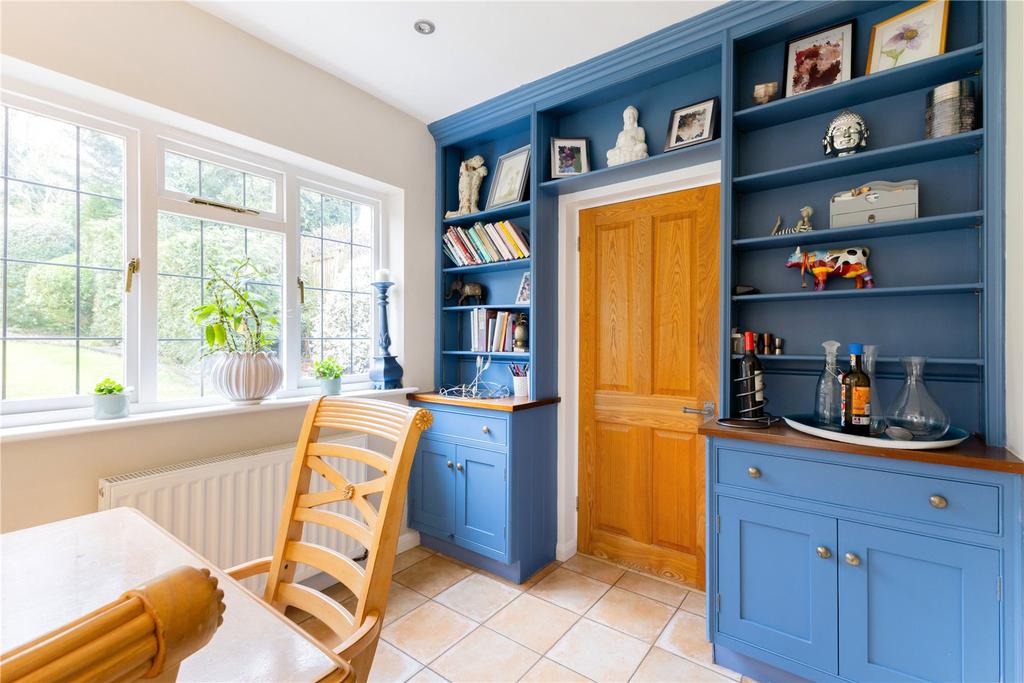 Breakfast Room