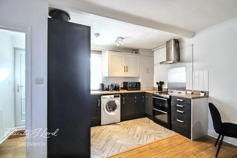 2 bedroom apartment to rent, Woolwich Road, LONDON