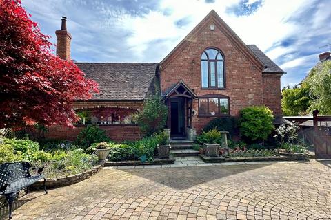 2 bedroom barn conversion for sale, Exhall, Alcester