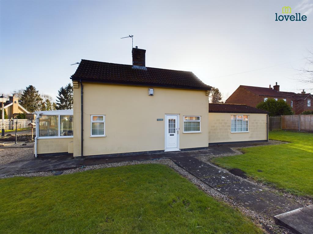 Gainsborough Road, Middle Rasen, LN8 3 bed detached house for sale - £ ...