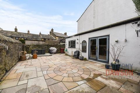 3 bedroom cottage for sale, Church Square, Burnley, Lancashire