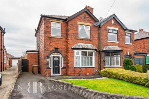 3 bedroom semi-detached house for sale, Park Road, Chorley