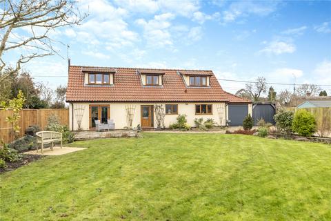 4 bedroom detached house for sale, Hill Road, Spooner Row, Wymondham, Norfolk, NR18