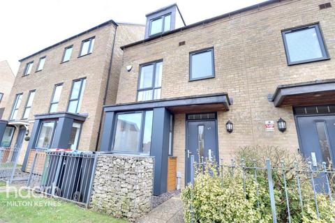 4 bedroom semi-detached house to rent, Hayton Way, Tattenhoe Park