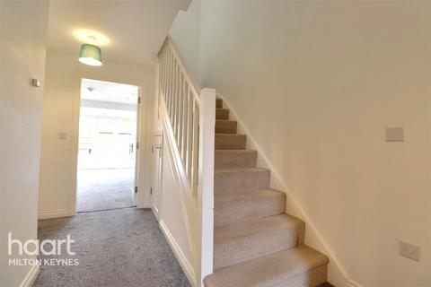 4 bedroom semi-detached house to rent, Hayton Way, Tattenhoe Park