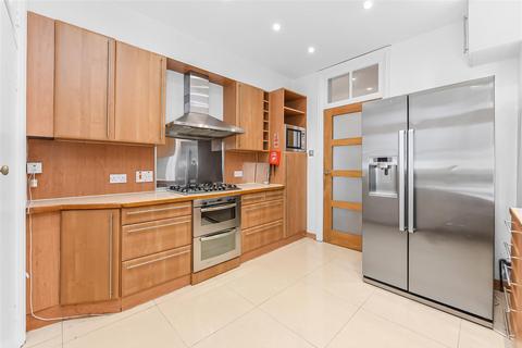 4 bedroom flat for sale, Melcombe Court Dorset Square Marylebone London