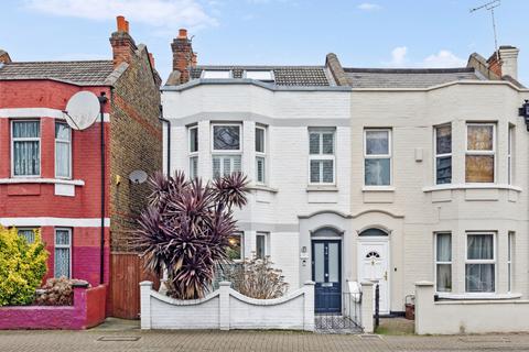 3 bedroom semi-detached house for sale, Wimbledon Road, London, SW17