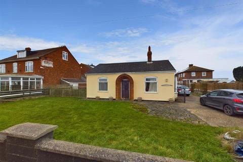 2 bedroom detached bungalow for sale, Alford Road, Mablethorpe LN12