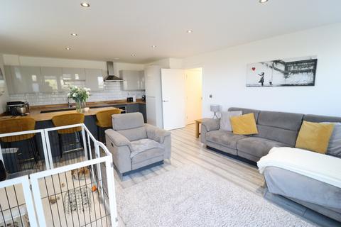 2 bedroom apartment for sale, Southernhay Close, Basildon, Essex, SS14