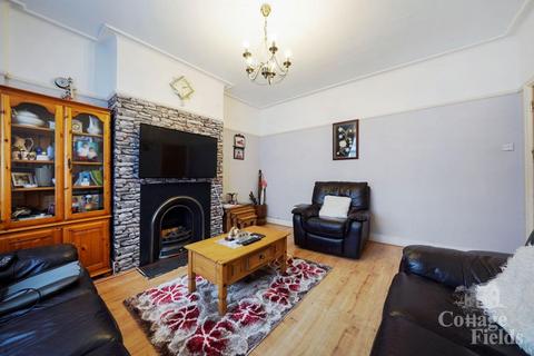 3 bedroom property for sale, Tottenhall Road, London, N13