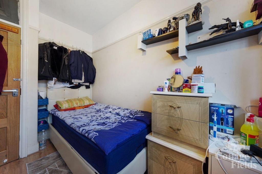 129 Tottenhall Road - g Ei MR6 Ct9t71weg IXg9e.jpg