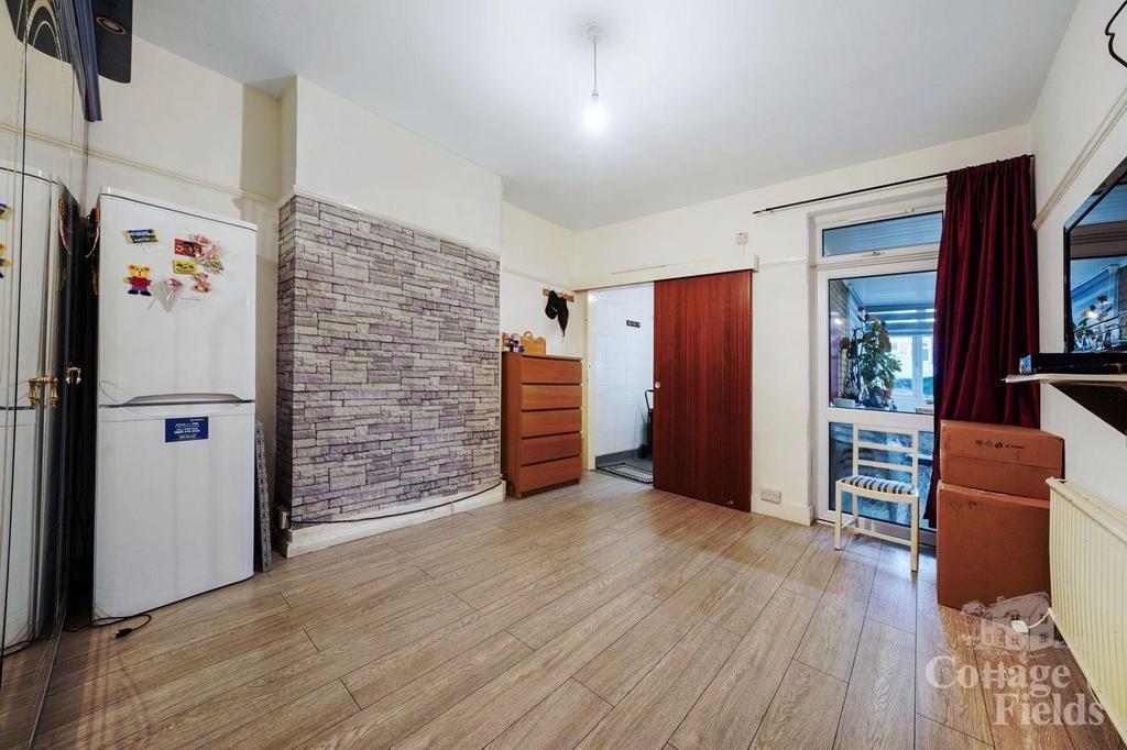 129 Tottenhall Road - SMa8 QPMEk L8eg7lw Ckf5.jpg