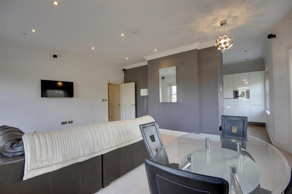 Spacious Living/Dining Room