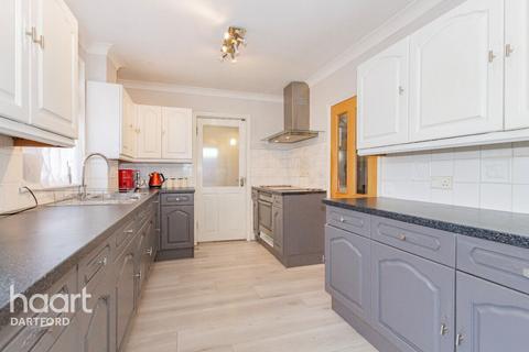 3 bedroom semi-detached house for sale, Shuttle Road, Dartford