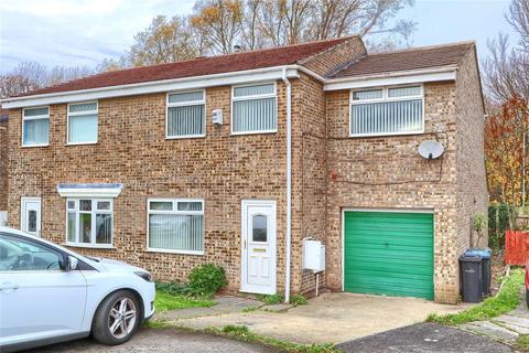 4 bedroom semi-detached house to rent, Hollowfield, Coulby Newham