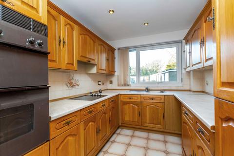 2 bedroom ground floor flat for sale, Lancaster Road, Southport PR8