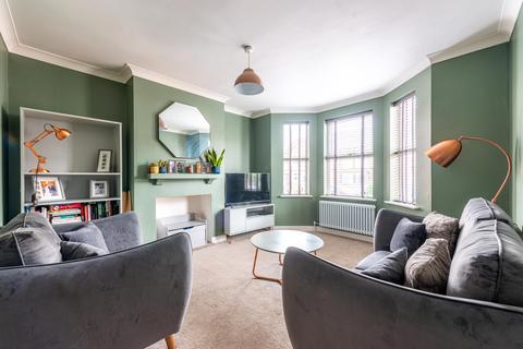 8 Phillip Road, Folkestone, CT19 4PY
