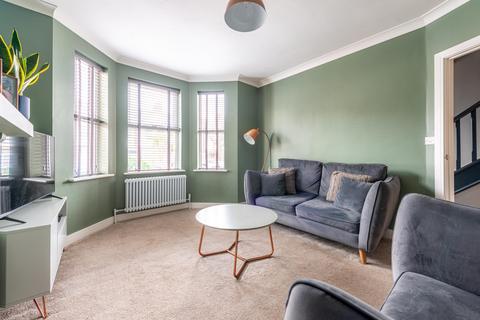 8 Phillip Road, Folkestone, CT19 4PY