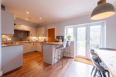 8 Phillip Road, Folkestone, CT19 4PY