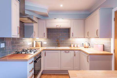 8 Phillip Road, Folkestone, CT19 4PY