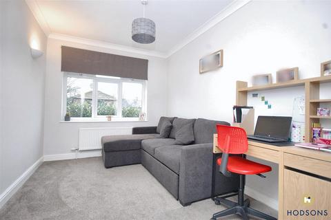 11 Boswell Close, Royston, Barnsley, S71 4ST